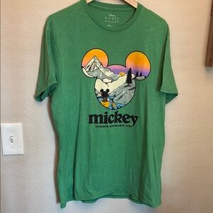 Outdoor Adventure  Mickey Mouse Short Sleeve Tee size L